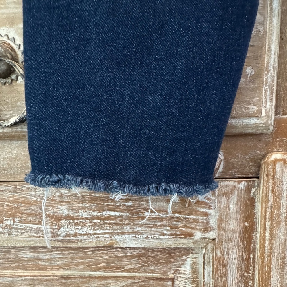 Vigoss Dark Blue Marley Cropped Straight Frayed Hem Jeans - Picture 4 of 9